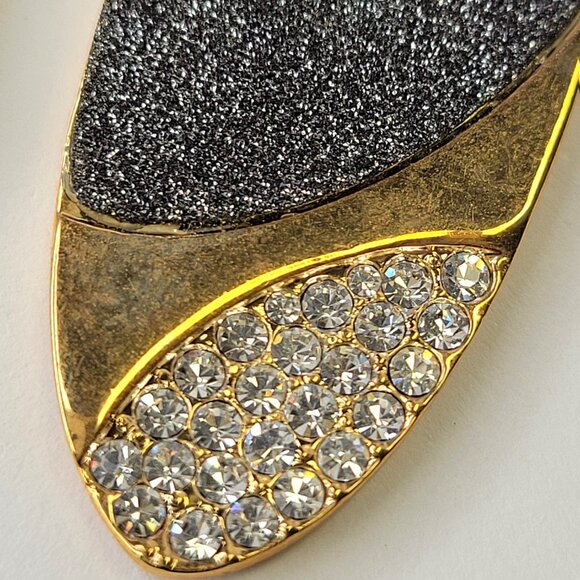 Sparkling Gold and Black Earrings - Picture 5 of 8